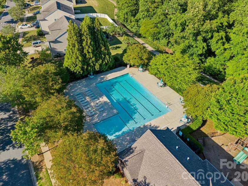 1000 Silverberry Street, Gastonia, NC 28054.  MLS# CAR4377889, YatesRealty ID 25829. 