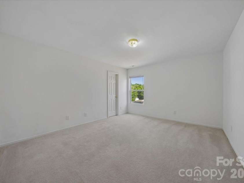 1000 Silverberry Street, Gastonia, NC 28054.  MLS# CAR4377889, YatesRealty ID 25829. Third Bedroom