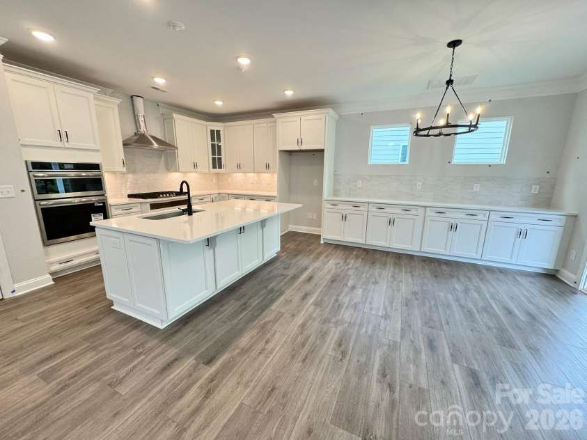 13127 Foxberry Road, Charlotte, NC 28213.  MLS# CAR4370666, YatesRealty ID 25830. 