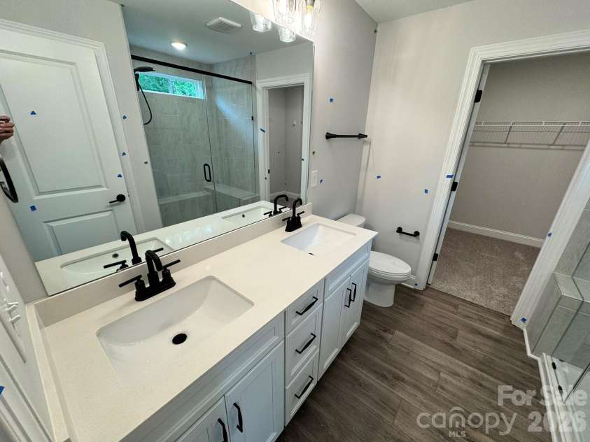 13127 Foxberry Road, Charlotte, NC 28213.  MLS# CAR4370666, YatesRealty ID 25830. 