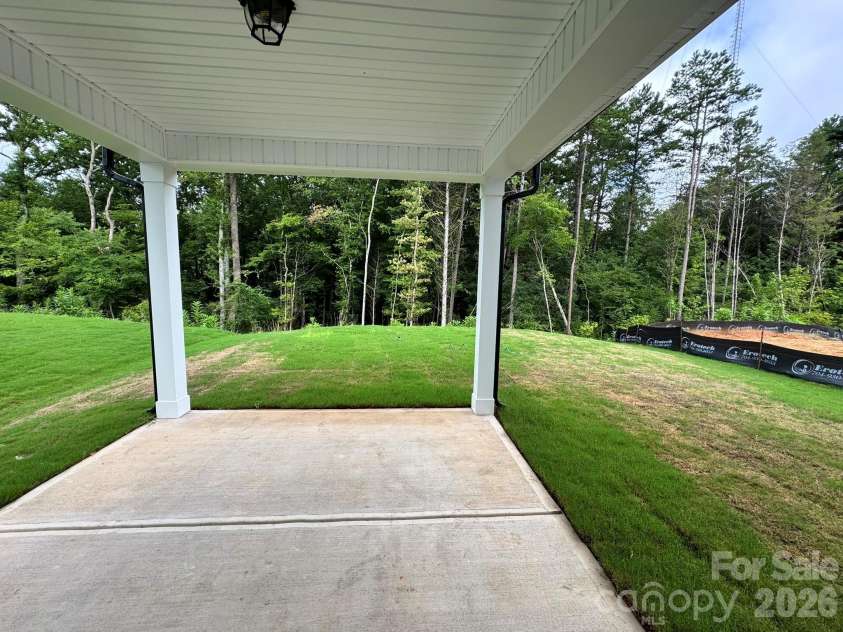 13127 Foxberry Road, Charlotte, NC 28213.  MLS# CAR4370666, YatesRealty ID 25830. 