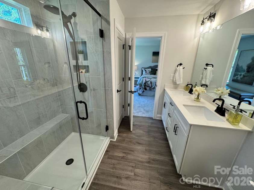 13127 Foxberry Road, Charlotte, NC 28213.  MLS# CAR4370666, YatesRealty ID 25830. Primary Bathroom