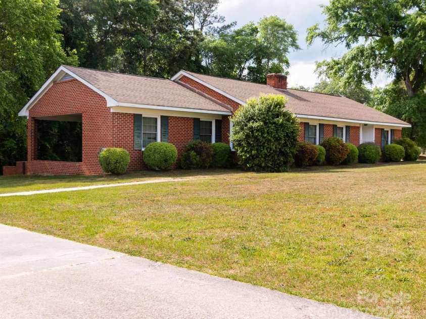 201 Northam Road, Rockingham, NC 28379.  MLS# CAR4255709, YatesRealty ID 25830. 