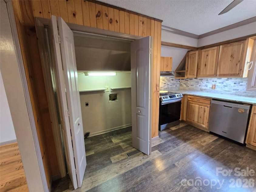 6782 Shiloh Road, Liberty, NC 27298.  MLS# CAR4366351, YatesRealty ID 25832. 