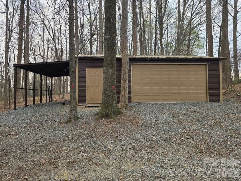 6782 Shiloh Road, Liberty, NC 27298.  MLS# CAR4366351, YatesRealty ID 25832. 