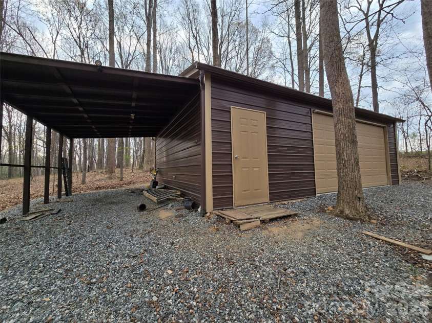 6782 Shiloh Road, Liberty, NC 27298.  MLS# CAR4366351, YatesRealty ID 25832. 