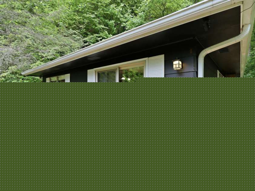 182 Saw Branch Road, Candler, NC 28715.  MLS# CAR4386375, YatesRealty ID 25834. 