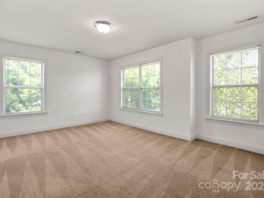 12802 Waterlyn Club Drive, Charlotte, NC 28278.  MLS# CAR4253323, YatesRealty ID 25837. 