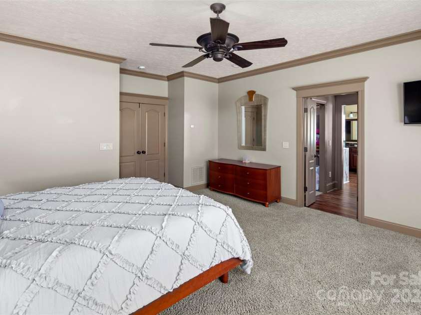 153 Burge Mountain Road, Hendersonville, NC 28792.  MLS# CAR4193684, YatesRealty ID 2584. 