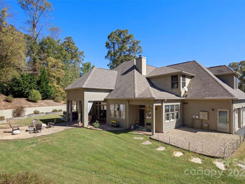153 Burge Mountain Road, Hendersonville, NC 28792.  MLS# CAR4193684, YatesRealty ID 2584. 