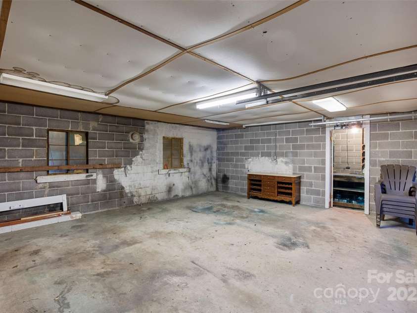 163 Pisgah View Road, Asheville, NC 28806.  MLS# CAR4294494, YatesRealty ID 2584. 4+ car detached Garage/Workshop