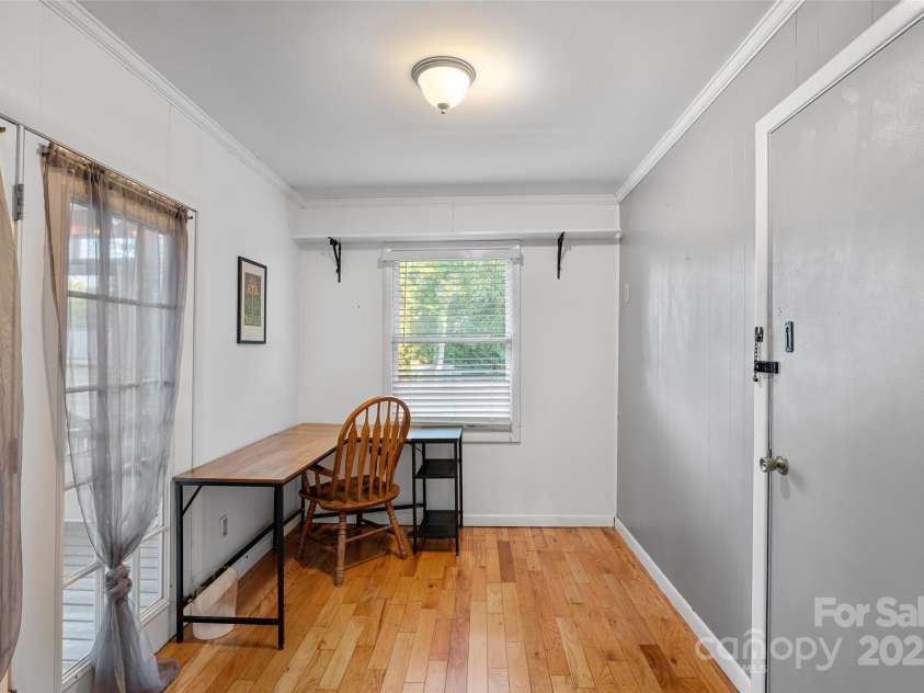 163 Pisgah View Road, Asheville, NC 28806.  MLS# CAR4294494, YatesRealty ID 2584. 