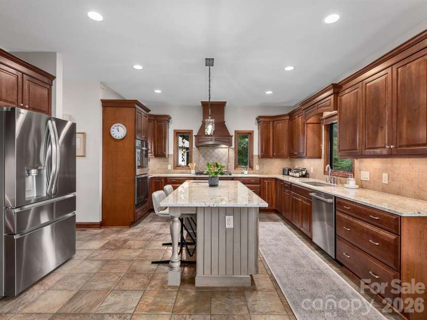 37 Enclave Drive, Waynesville, NC 28786.  MLS# CAR4329096, YatesRealty ID 2584. 