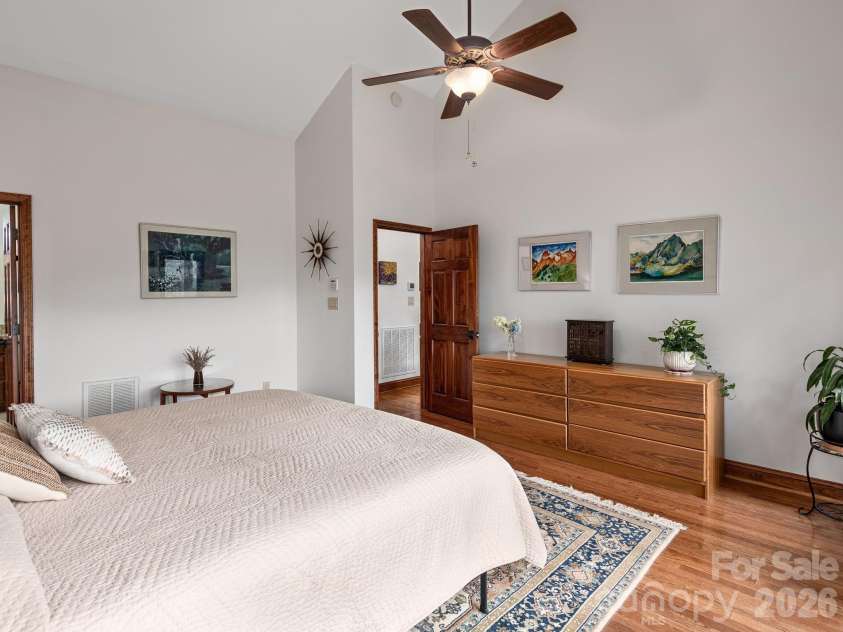 37 Enclave Drive, Waynesville, NC 28786.  MLS# CAR4329096, YatesRealty ID 2584. 