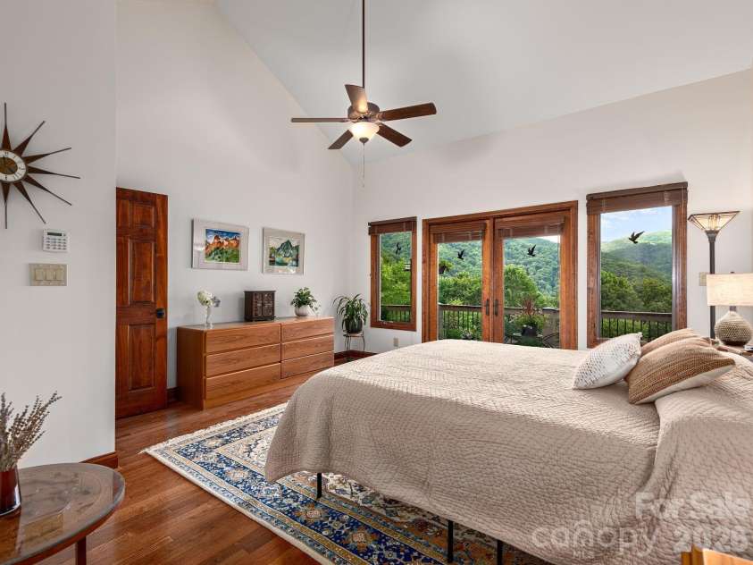 37 Enclave Drive, Waynesville, NC 28786.  MLS# CAR4329096, YatesRealty ID 2584. 