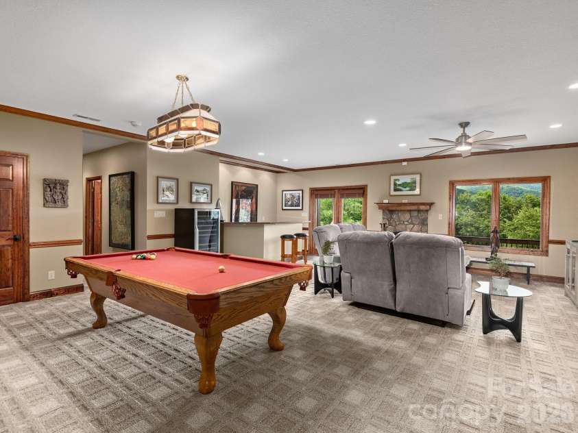 37 Enclave Drive, Waynesville, NC 28786.  MLS# CAR4329096, YatesRealty ID 2584. 