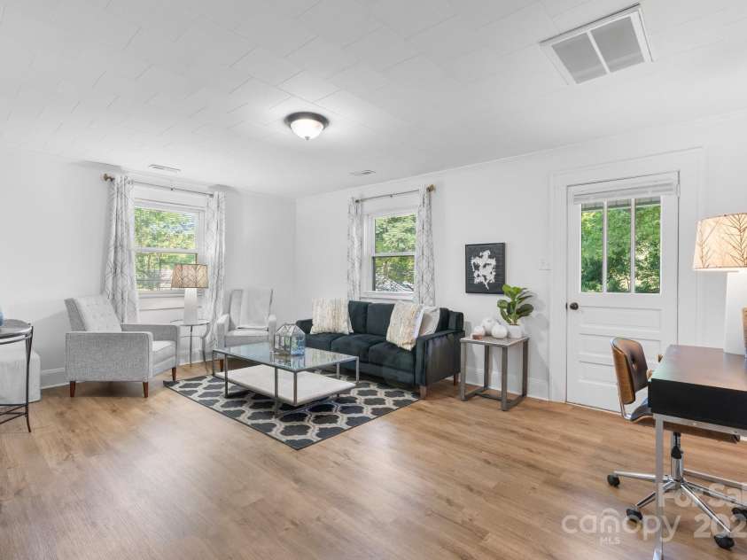 116 Barnes Lane, Stony Point, NC 28678.  MLS# CAR4313690, YatesRealty ID 25840. 