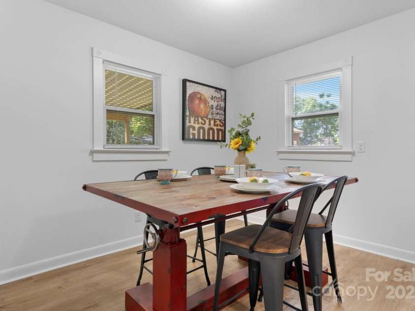 116 Barnes Lane, Stony Point, NC 28678.  MLS# CAR4313690, YatesRealty ID 25840. 