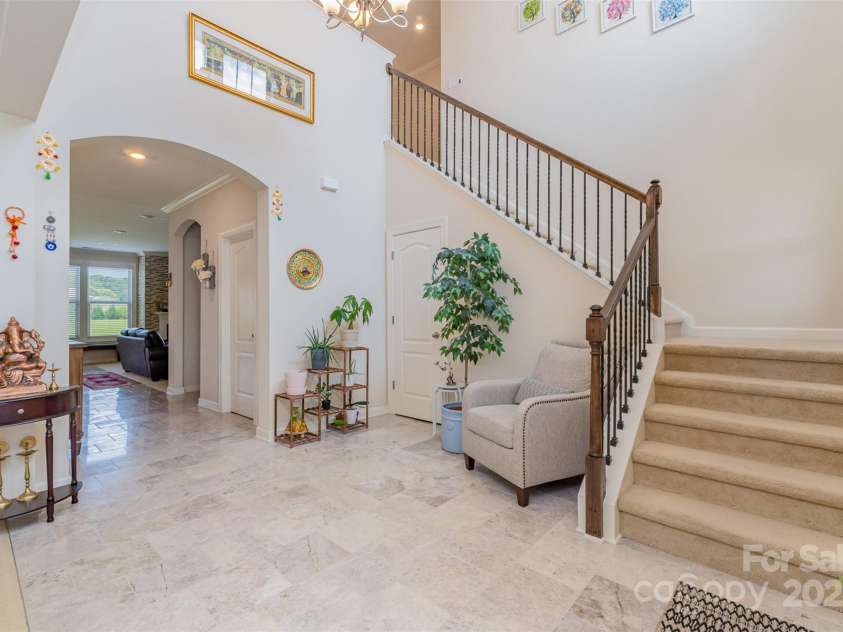 410 Alucio Court, Matthews, NC 28104.  MLS# CAR4270056, YatesRealty ID 25842. 