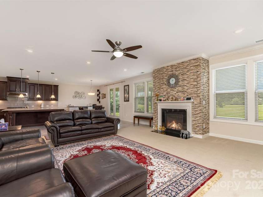 410 Alucio Court, Matthews, NC 28104.  MLS# CAR4270056, YatesRealty ID 25842. 