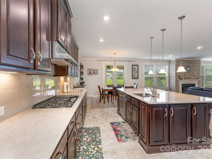 410 Alucio Court, Matthews, NC 28104.  MLS# CAR4270056, YatesRealty ID 25842. 