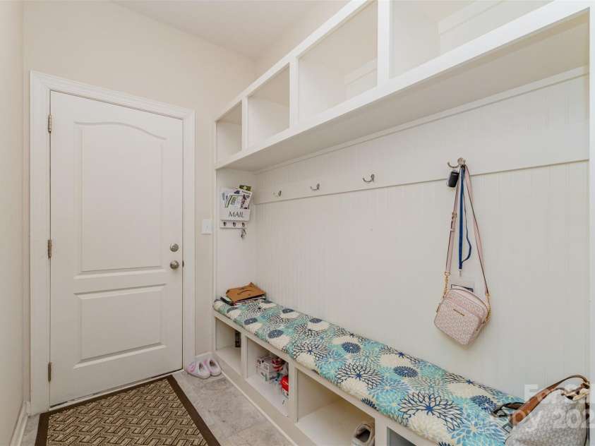 410 Alucio Court, Matthews, NC 28104.  MLS# CAR4270056, YatesRealty ID 25842. 