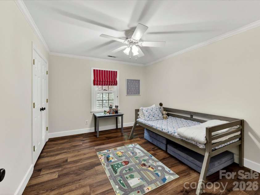 10341 Avondale Avenue, Charlotte, NC 28210.  MLS# CAR4380961, YatesRealty ID 25843. Bedroom 4