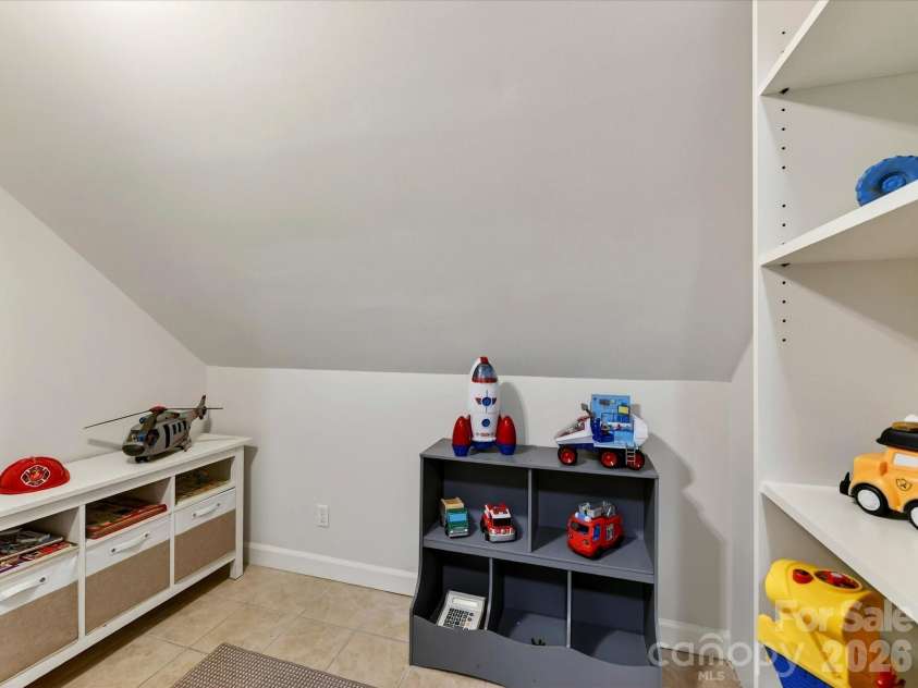 10341 Avondale Avenue, Charlotte, NC 28210.  MLS# CAR4380961, YatesRealty ID 25843. Bonus Room: Spacious Storage / Secondary Office 