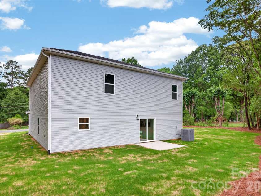 5400 Brickstone Drive, Charlotte, NC 28227.  MLS# CAR4377990, YatesRealty ID 25844. 