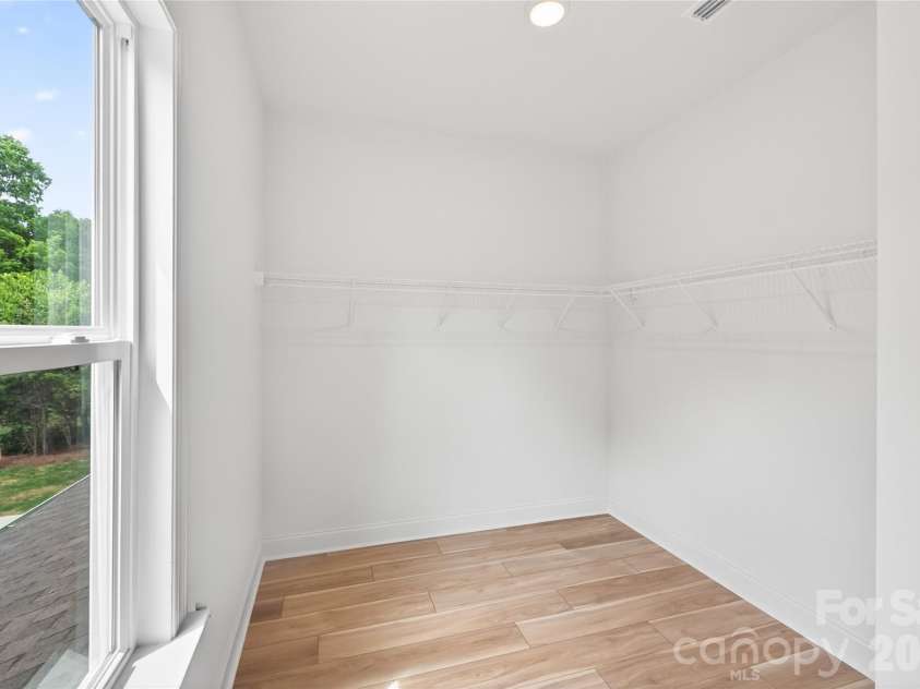 5400 Brickstone Drive, Charlotte, NC 28227.  MLS# CAR4377990, YatesRealty ID 25844. Primary Closet #1