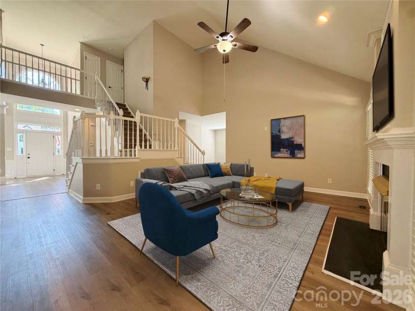 6000 Hunter Lane, Matthews, NC 28104.  MLS# CAR4381656, YatesRealty ID 25845. 