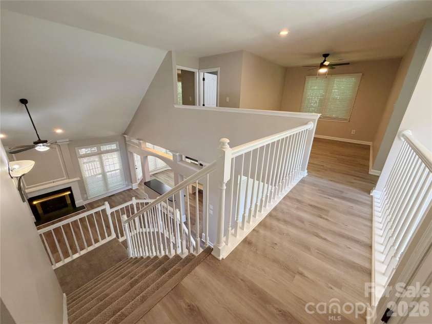 6000 Hunter Lane, Matthews, NC 28104.  MLS# CAR4381656, YatesRealty ID 25845. 