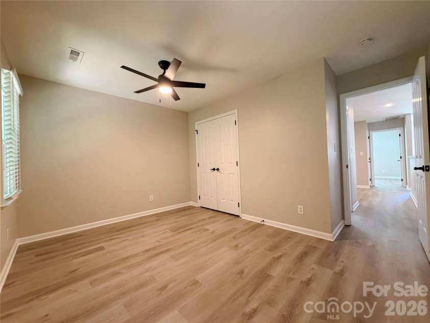6000 Hunter Lane, Matthews, NC 28104.  MLS# CAR4381656, YatesRealty ID 25845. 