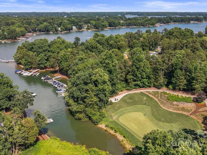 105 Gammon Point Court, Mooresville, NC 28117.  MLS# CAR4278553, YatesRealty ID 25846. 