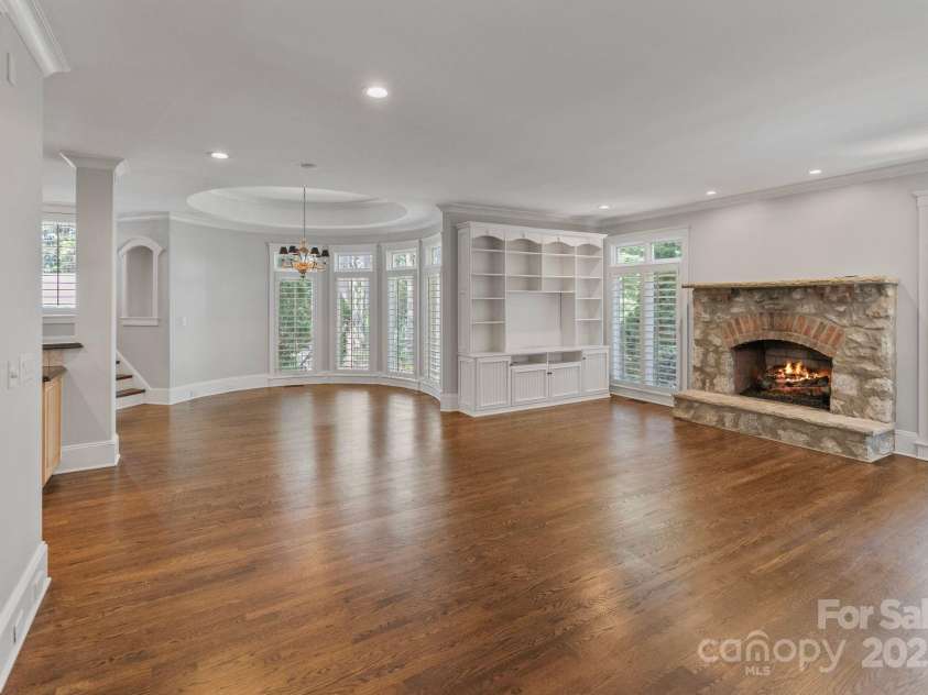 105 Gammon Point Court, Mooresville, NC 28117.  MLS# CAR4278553, YatesRealty ID 25846. 