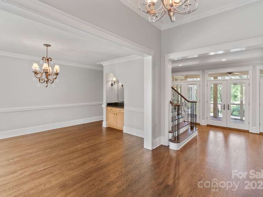 105 Gammon Point Court, Mooresville, NC 28117.  MLS# CAR4278553, YatesRealty ID 25846. 
