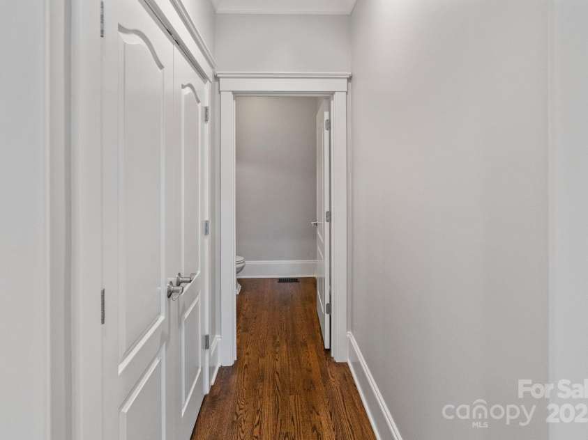 105 Gammon Point Court, Mooresville, NC 28117.  MLS# CAR4278553, YatesRealty ID 25846. 