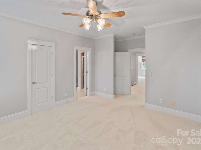 105 Gammon Point Court, Mooresville, NC 28117.  MLS# CAR4278553, YatesRealty ID 25846. 