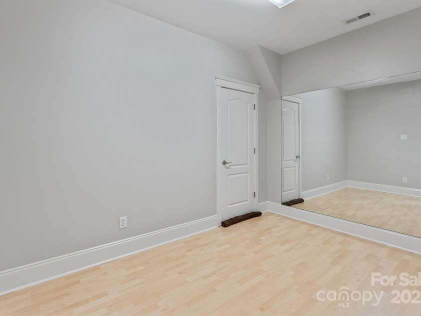 105 Gammon Point Court, Mooresville, NC 28117.  MLS# CAR4278553, YatesRealty ID 25846. 