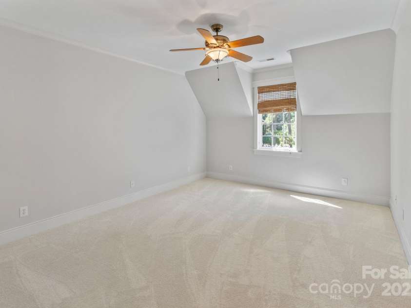 105 Gammon Point Court, Mooresville, NC 28117.  MLS# CAR4278553, YatesRealty ID 25846. 