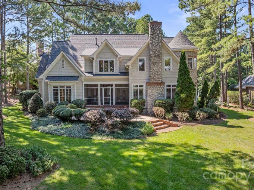 105 Gammon Point Court, Mooresville, NC 28117.  MLS# CAR4278553, YatesRealty ID 25846. 
