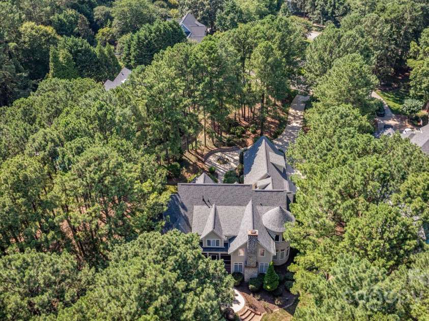 105 Gammon Point Court, Mooresville, NC 28117.  MLS# CAR4278553, YatesRealty ID 25846. 