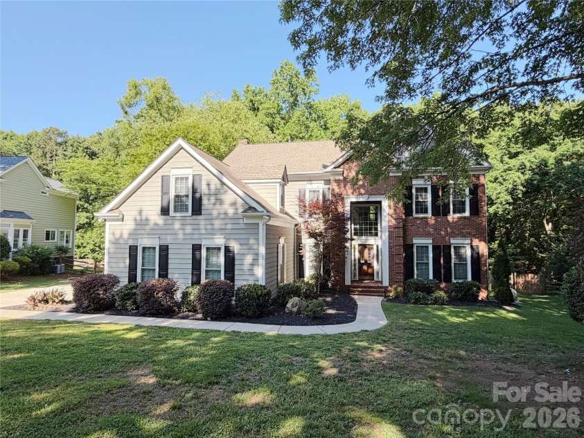 4714 Avonwood Lane, Charlotte, NC 28270.  MLS# CAR4382101, YatesRealty ID 25846. 