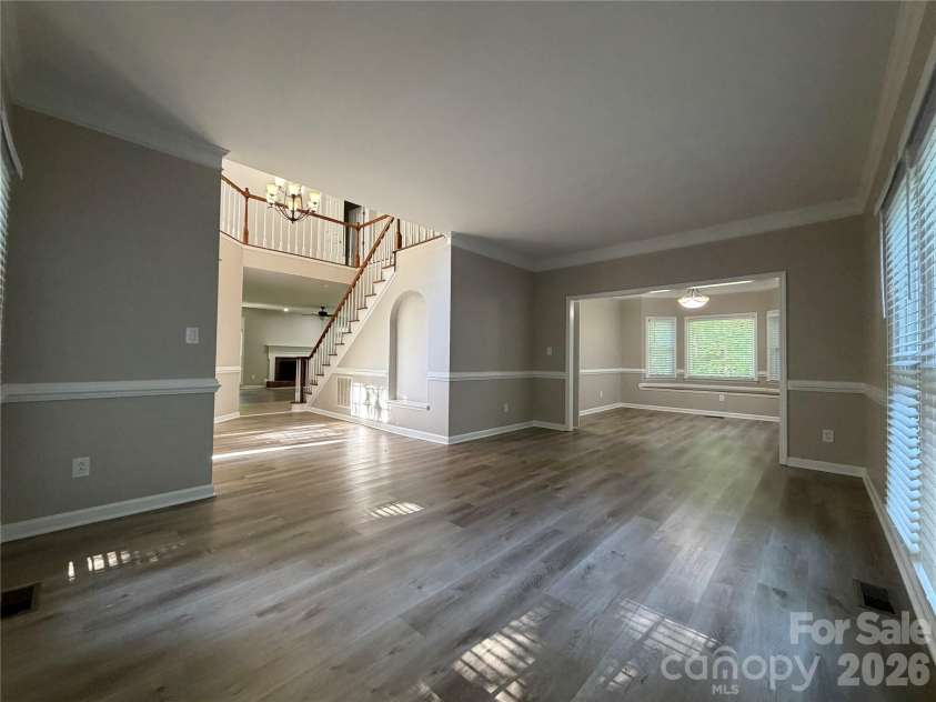 4714 Avonwood Lane, Charlotte, NC 28270.  MLS# CAR4382101, YatesRealty ID 25846. 