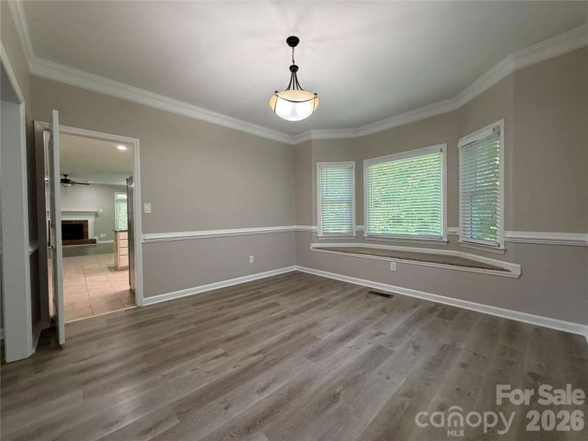 4714 Avonwood Lane, Charlotte, NC 28270.  MLS# CAR4382101, YatesRealty ID 25846. 