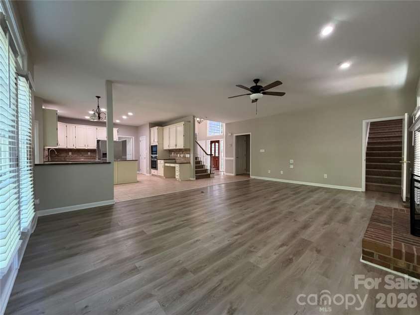 4714 Avonwood Lane, Charlotte, NC 28270.  MLS# CAR4382101, YatesRealty ID 25846. 