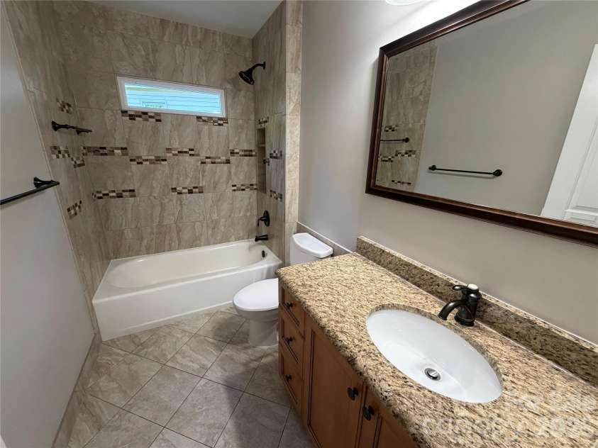 4714 Avonwood Lane, Charlotte, NC 28270.  MLS# CAR4382101, YatesRealty ID 25846. 