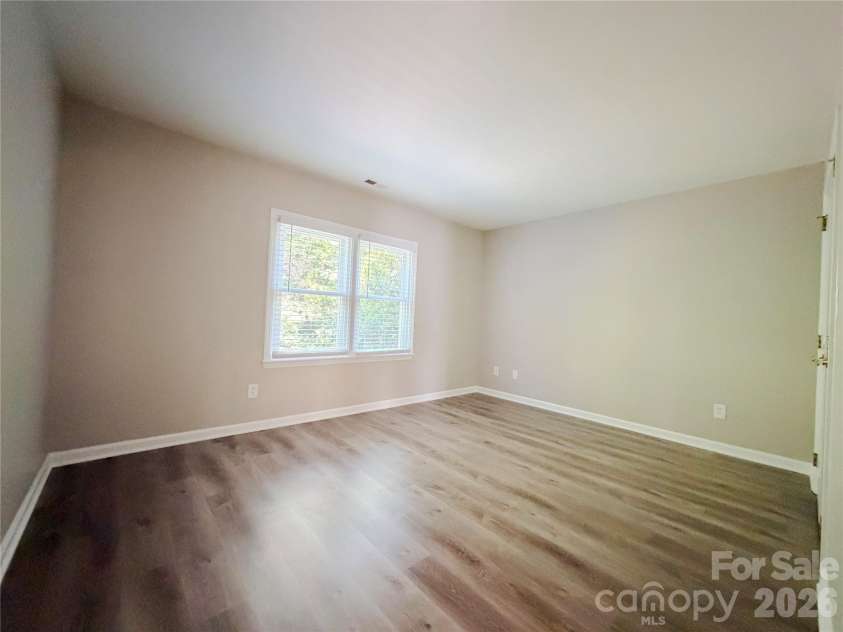 4714 Avonwood Lane, Charlotte, NC 28270.  MLS# CAR4382101, YatesRealty ID 25846. 