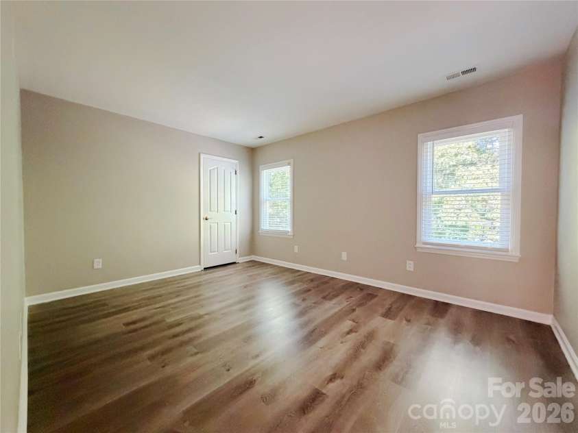 4714 Avonwood Lane, Charlotte, NC 28270.  MLS# CAR4382101, YatesRealty ID 25846. 