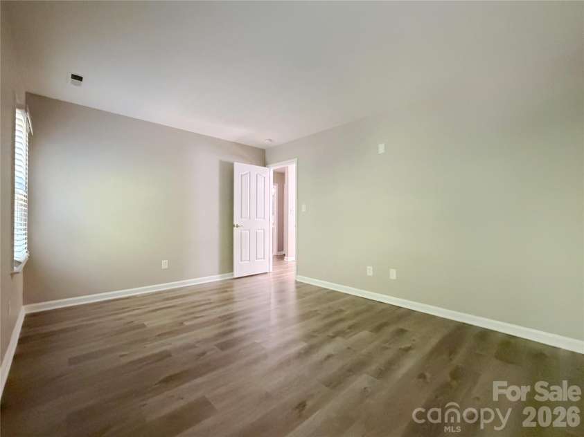 4714 Avonwood Lane, Charlotte, NC 28270.  MLS# CAR4382101, YatesRealty ID 25846. 